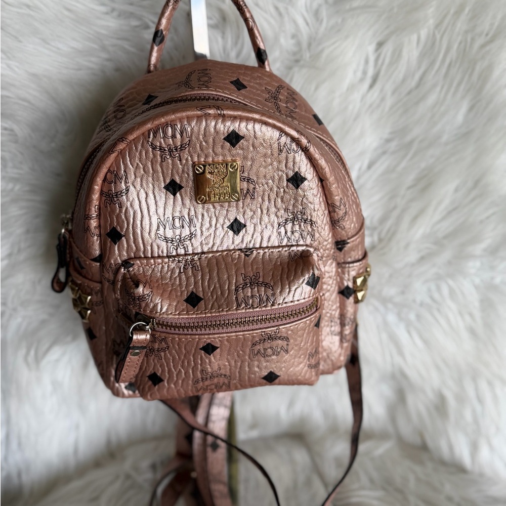 MCM Stark Bebe Boo X-Mini Backpack Metallic Rose Monogram Pink Visetos Leather - Picture 2 of 13